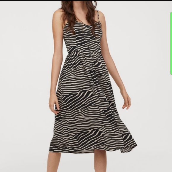 H&M Dress zebra print midi NWT - Picture 1 of 8